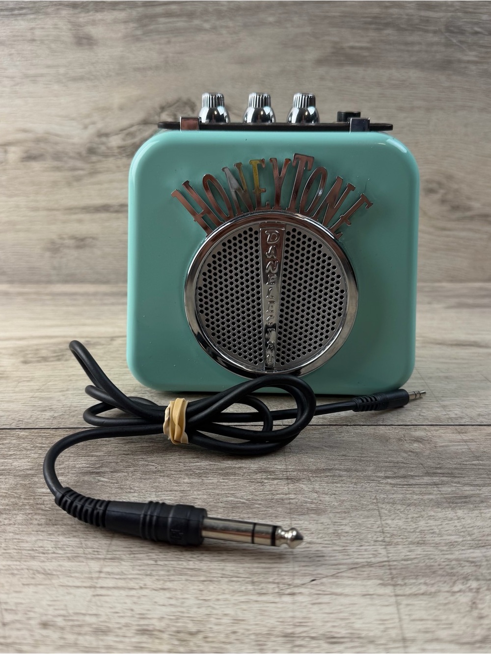 Danelectro Honeytone N-10 Mini Guitar Amp Aqua Portable Retro Practice Amplifier